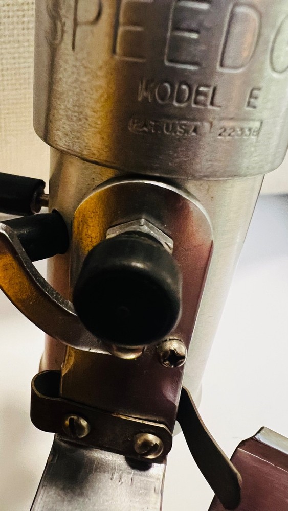 Vintage Mendelsohn Universal Speedgun Model E (Untested)