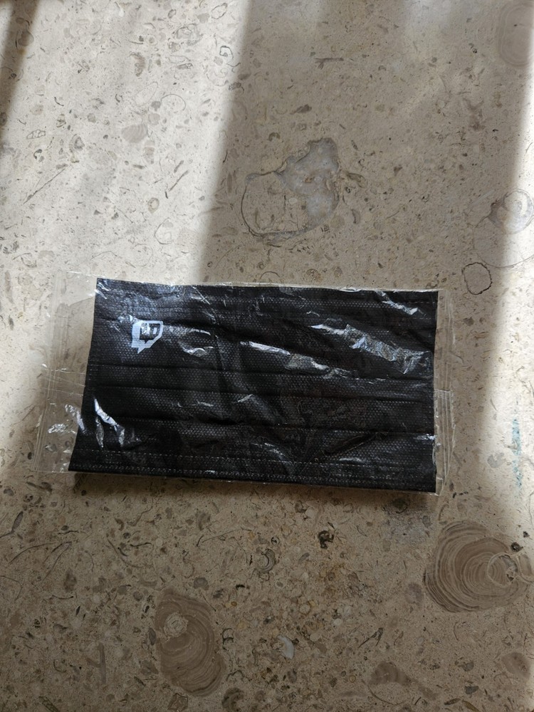 Twitchcon 2023 Twitch Branded black face mask sealed