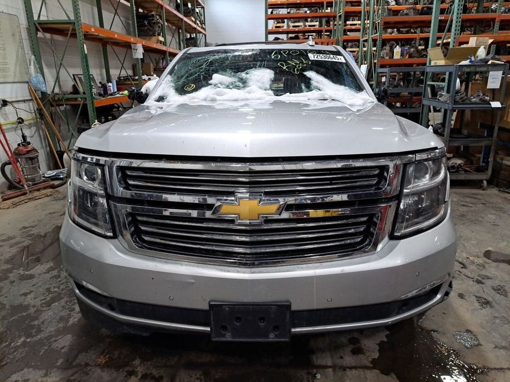2018 Suburban 1500 Camera/Projector Sku#4398604