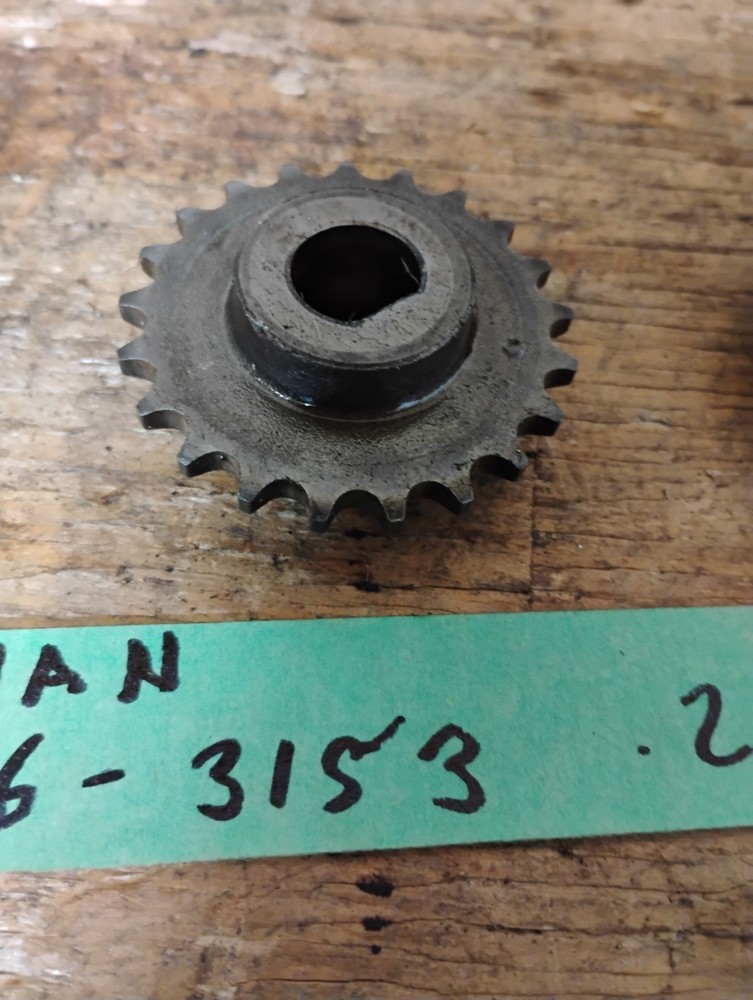 ONAN GENERATOR 9MME A 1A COUNTERSHAFT CHAIN SPROCKETS 186-3153