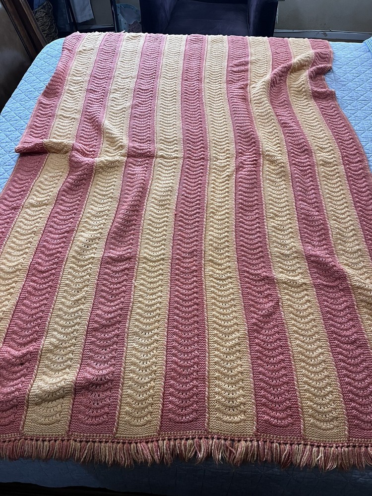 crocheted knitted vintage afghan blanket throw