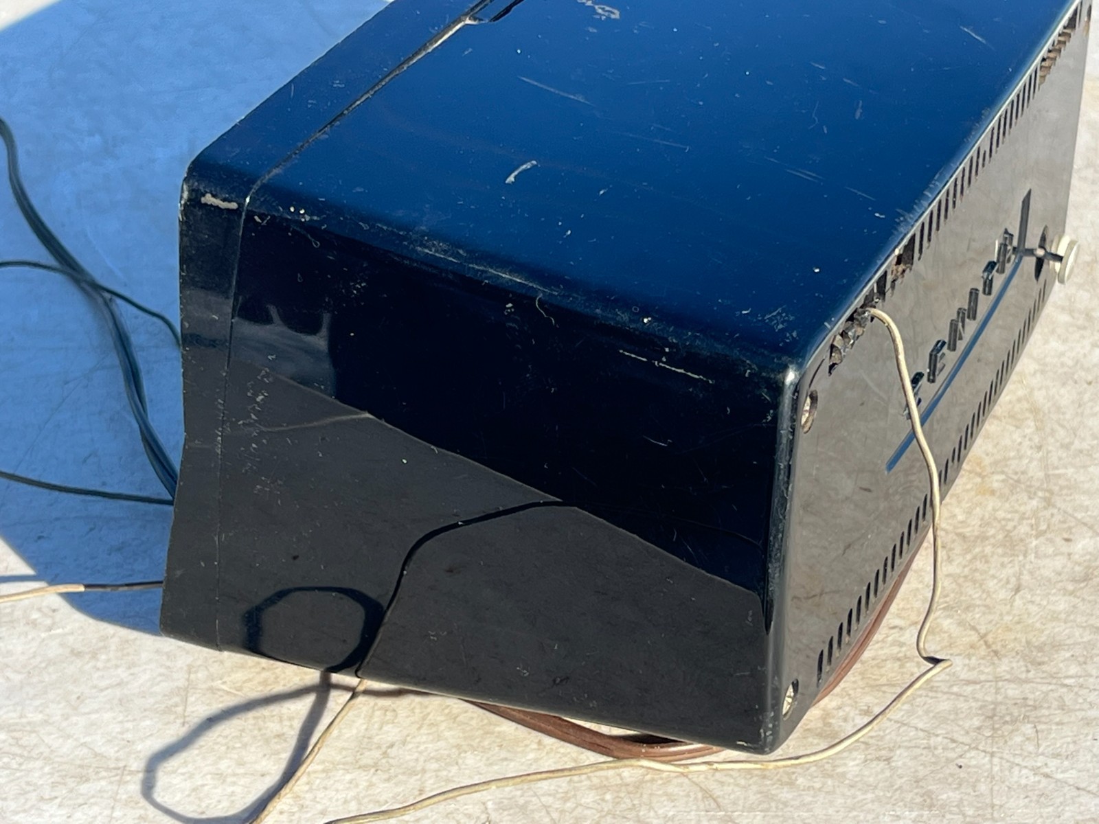 VINTAGE ZENITH STARTLIGHTER RADIO MODEL B515-Y NICE WORKING CONDITION