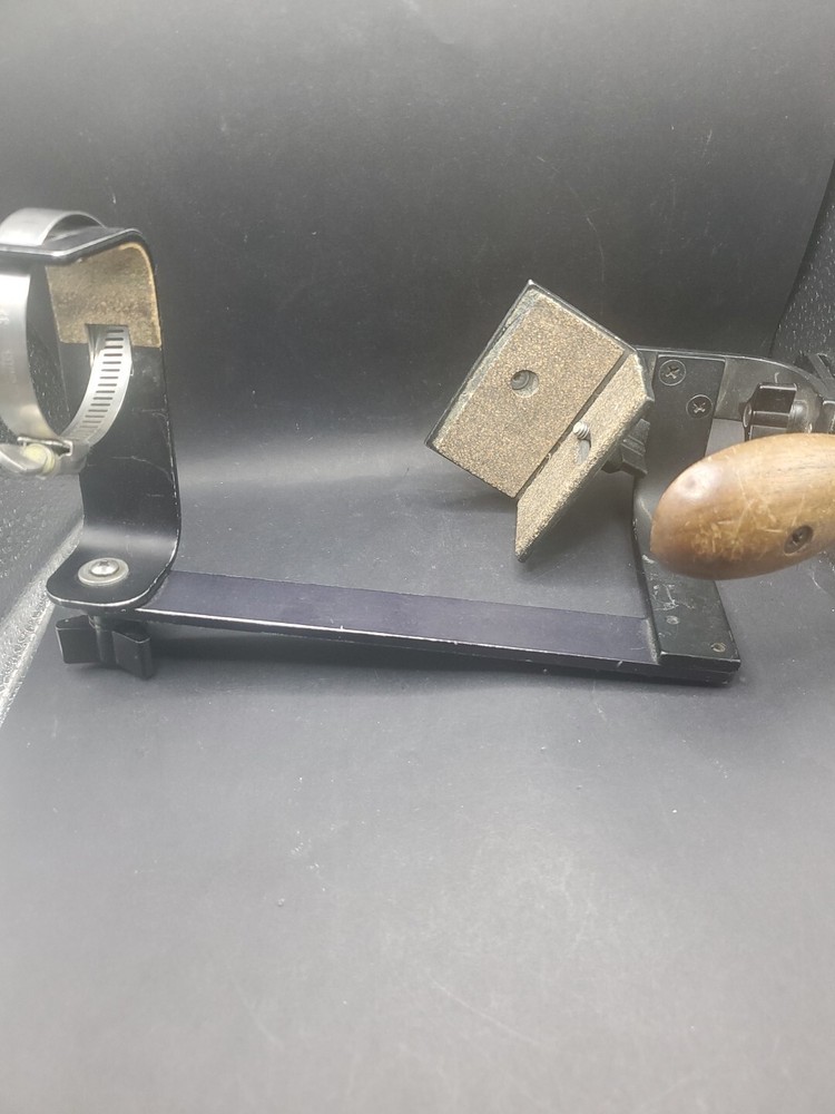 Stroboframe Quick Flip 350 Flash Bracket for 35mm SLR Cameras!