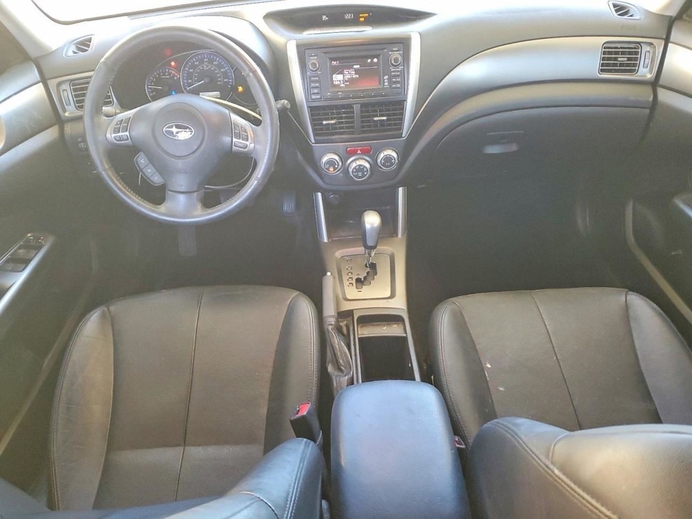 FORESTER 2013 Glove Box 4997829