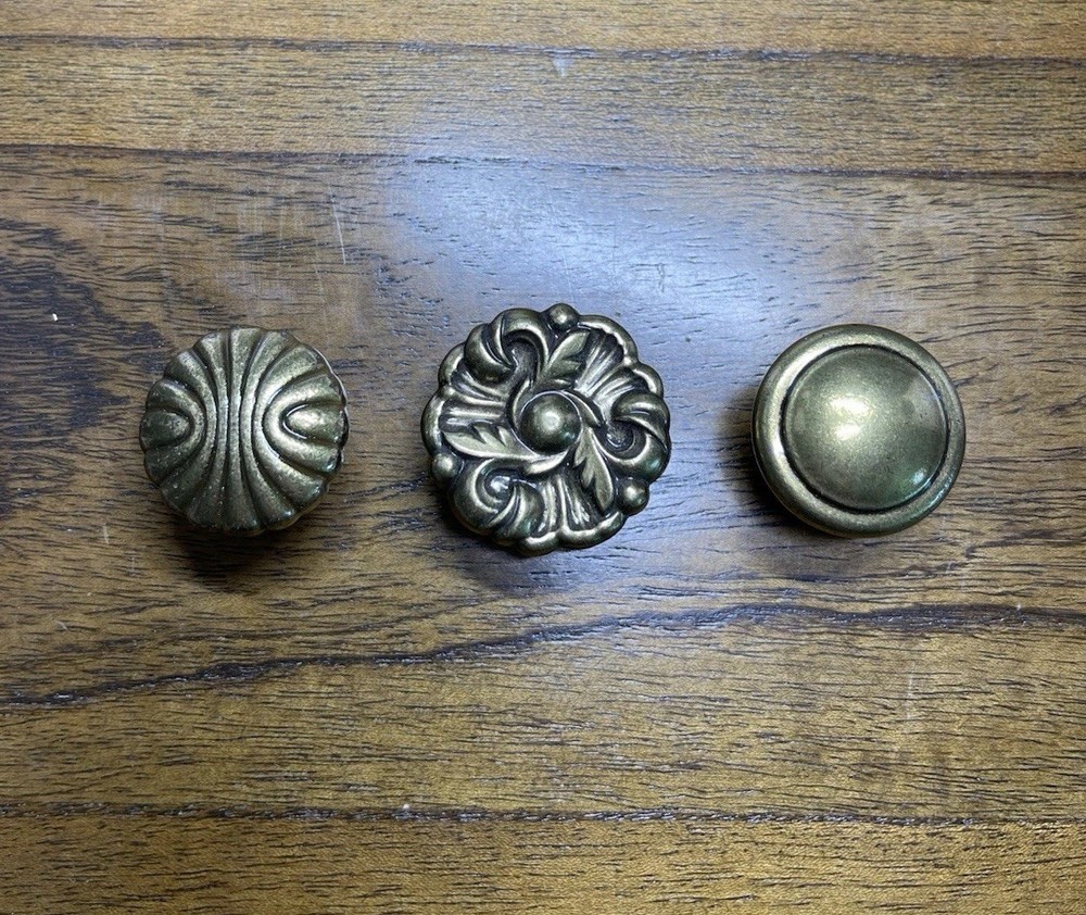 (3) Vtg Ornate MCM Amerock Brass Drawer Knobs Pulls Mixed Lot