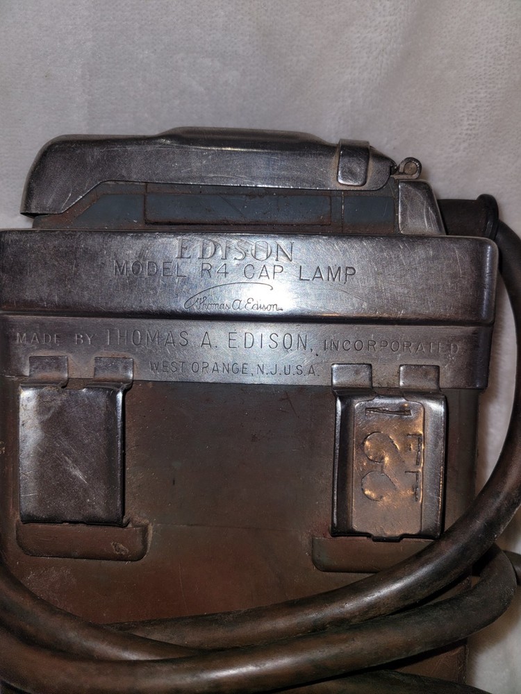 Vtg Edison Model R4 Cap Lamp With Light (Untested ) Very Nostalgic Item