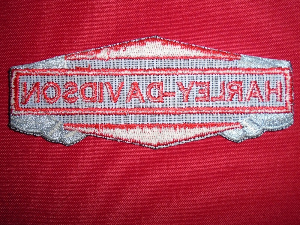 Iconic Motorcycle HARLEY-DAVIDSON Machine Embroidered Pocket Patch