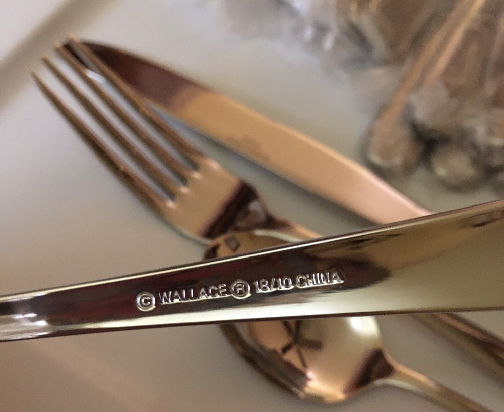 Wallace Silver 32 pc Flatware 18-10 Set Ridgfield / Ridgefield? Pattern NEW