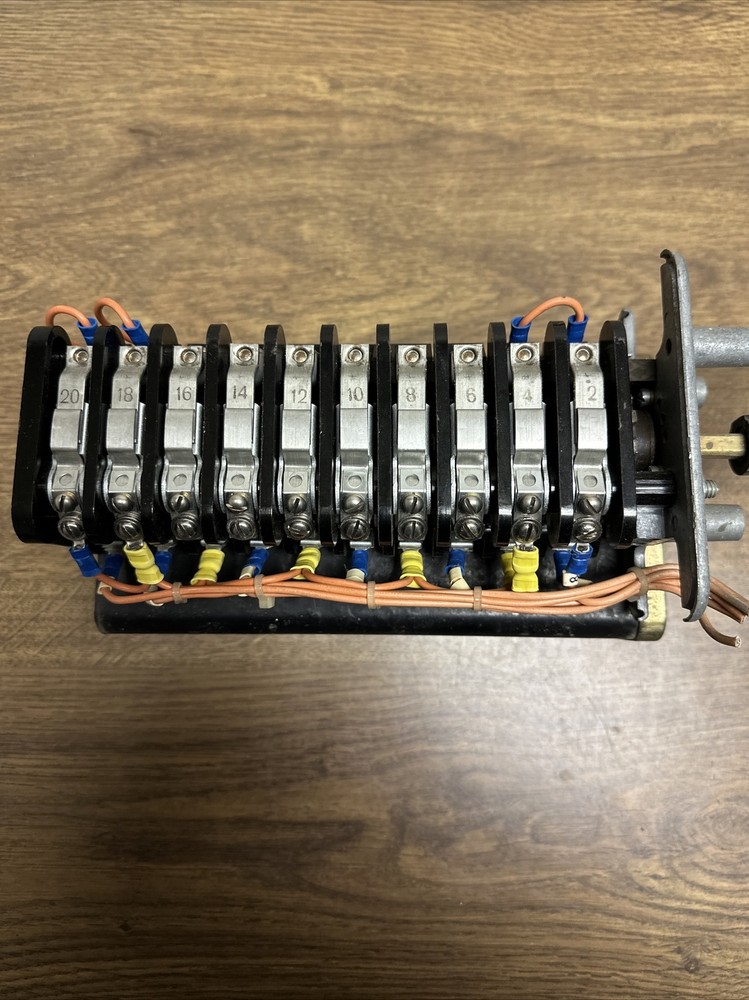 General Electric,16SB11B1A17LRM6P,Rotary Switch