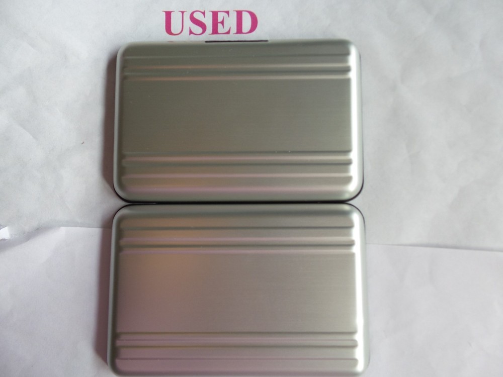 1pc(USED) Generic Brand Grey Hard Storage Case for SD / Mini SD