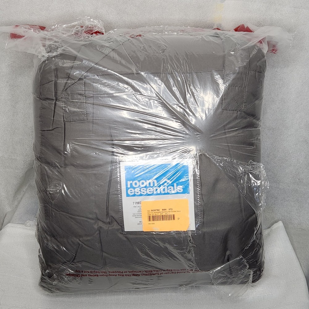 Target Room Essentials 7 Pc Bedding Set Gray Queen Size New BIAB