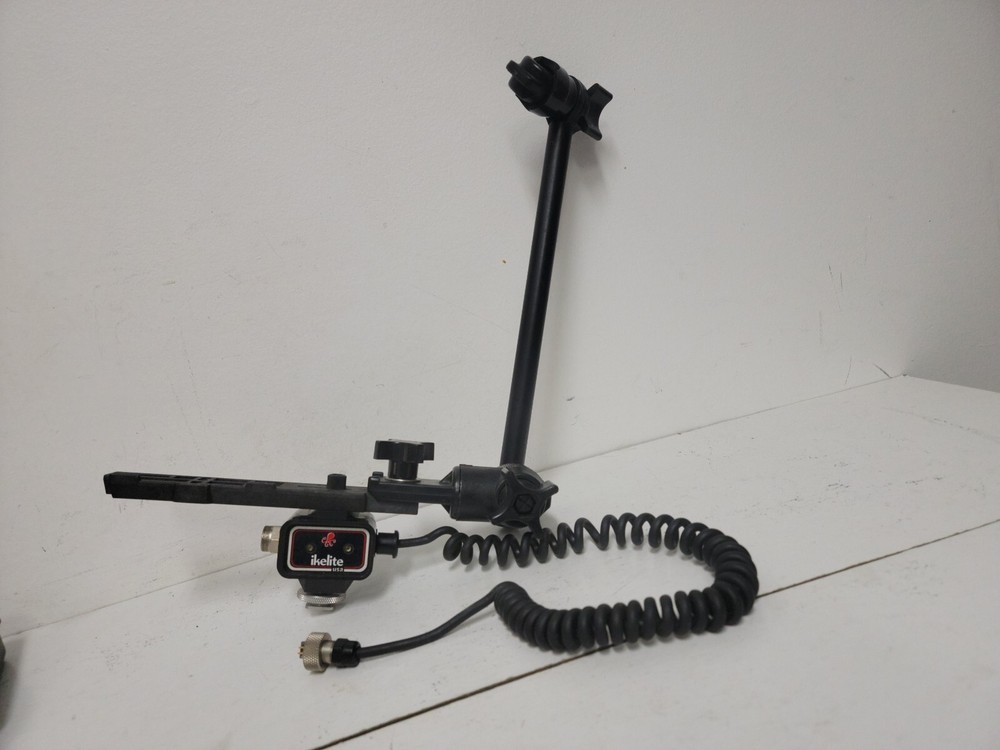 EXCELLENT IKELITE DUAL ADJUSTABLE FLASH BRACKET WITH TTL SYNC CORD FOR NIKONOS