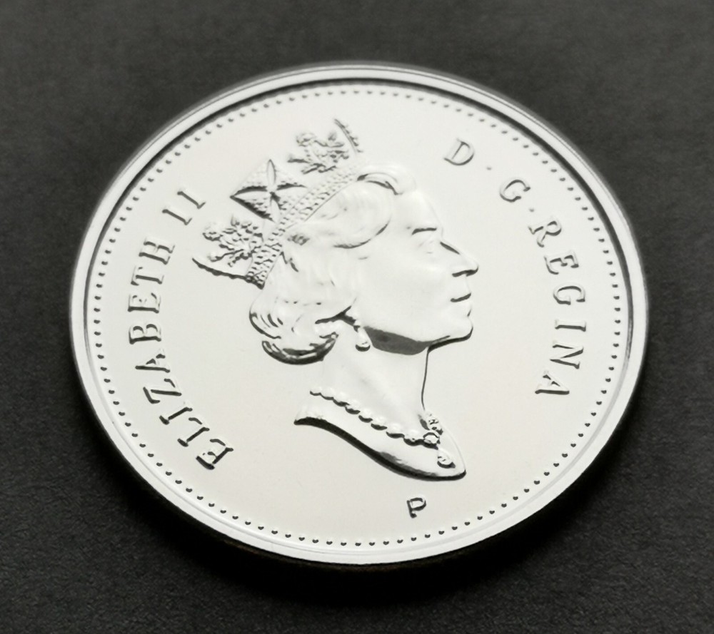 *** CANADA 25 CENTS COLOURED 2003 *** CANADA DAY ***