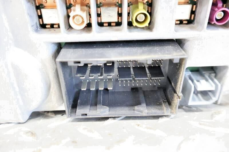 2017 Dodge RAM 1500 2500 3500 8.4" Radio Information Display Screen Receiver OEM