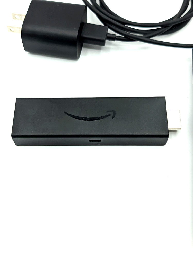 Amazon Fire TV Stick 4K 1st Gen (2018) Model E9L29Y - Complete /w Remote