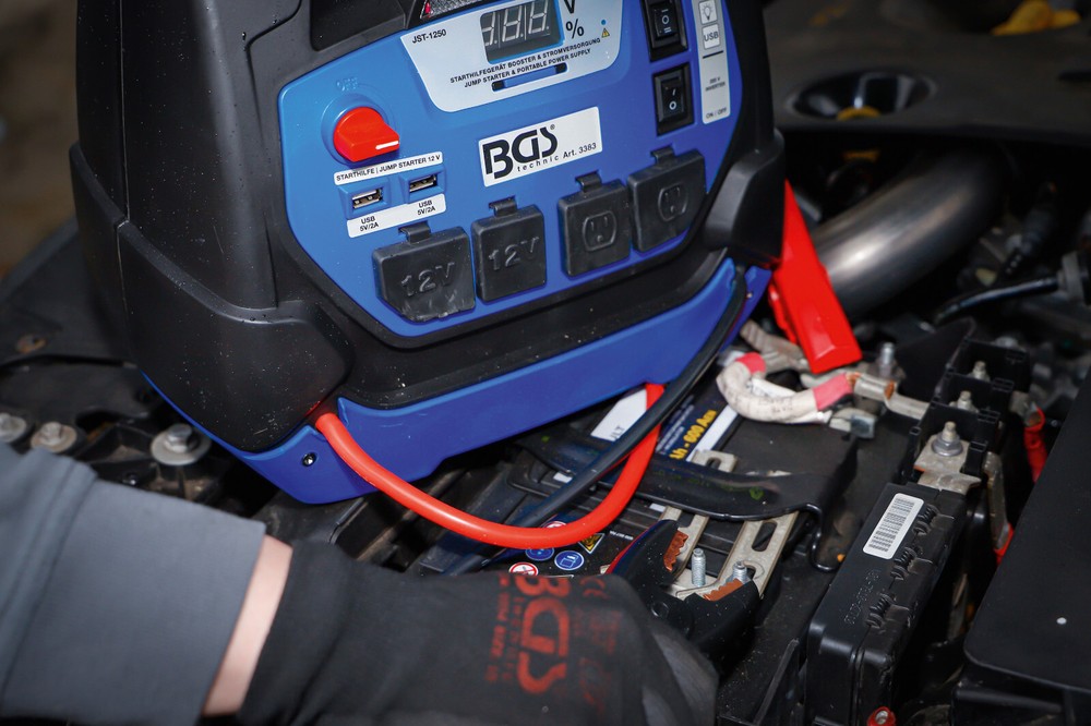 Multifunction Jump Starter & Mobile Power Supply 5-in-1 18Ah
