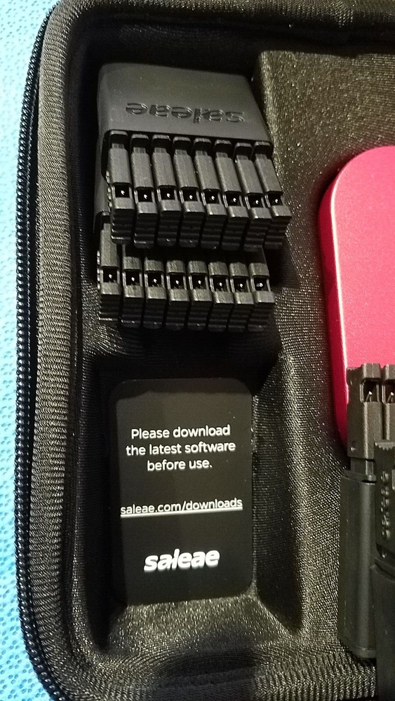 Saleae Logic Pro 16 Red - 16-Channel Logic Analyzer