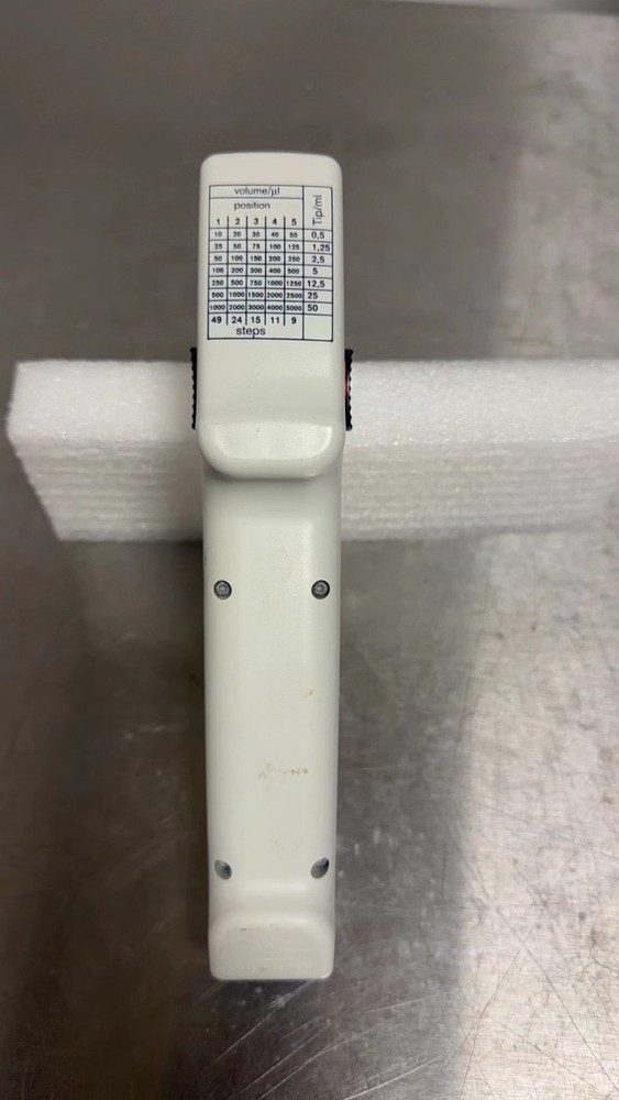 Brand Handy Step Repeating Pipette Comfortable slim design