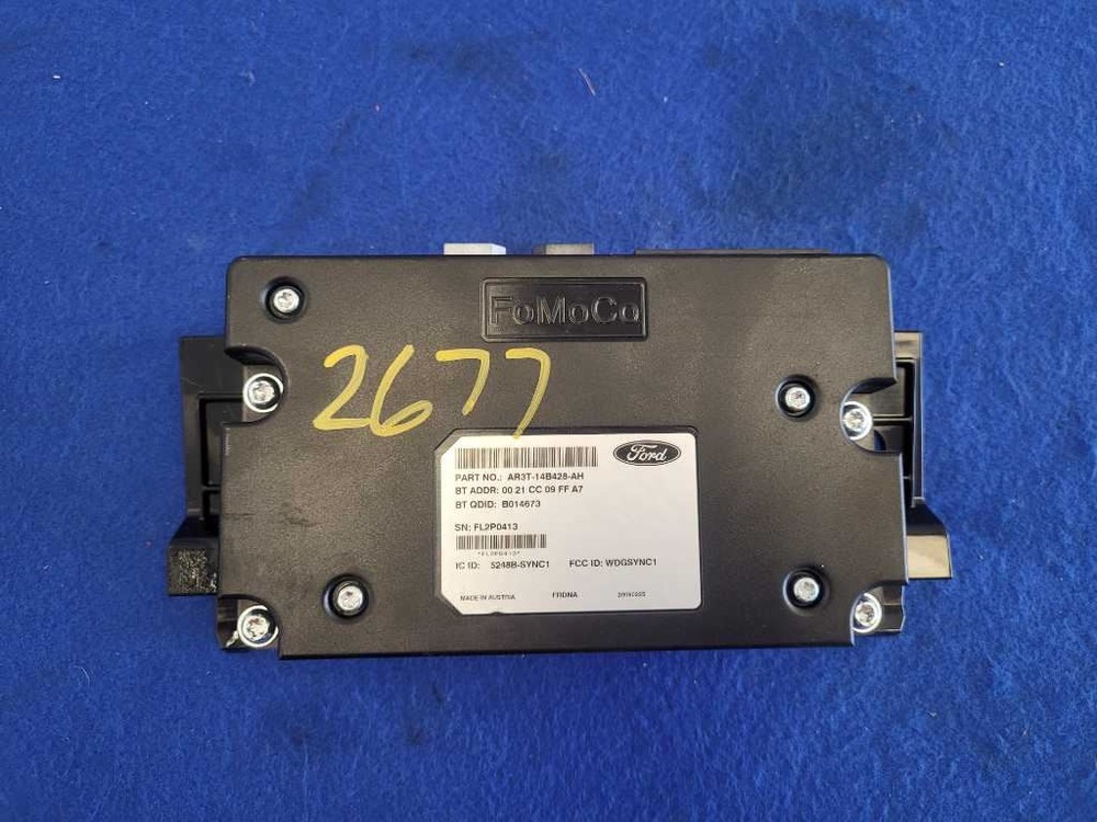 2010 Ford Mustang GT S197 Sync Communication Control Module 2677