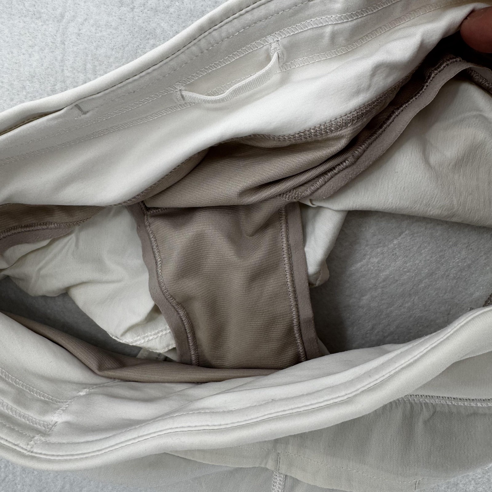 Lululemon Shorts Womens 4 Run Speed Athletic Lined Zip Pocket Lightweight Gym