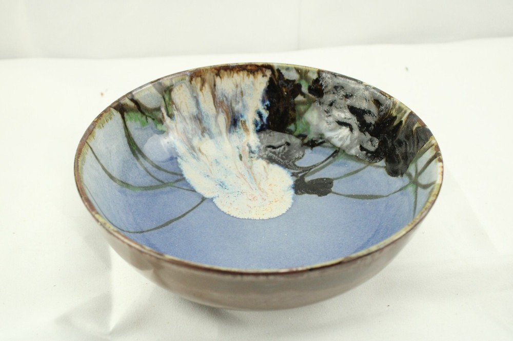 Unknown Studio Pottery Bowl Signed KG? Japanese? 7 3/4"