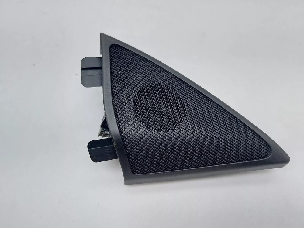 MERCEDES E CLASS C207 W207 TWEETER SPEAKER 2011 A2077200411