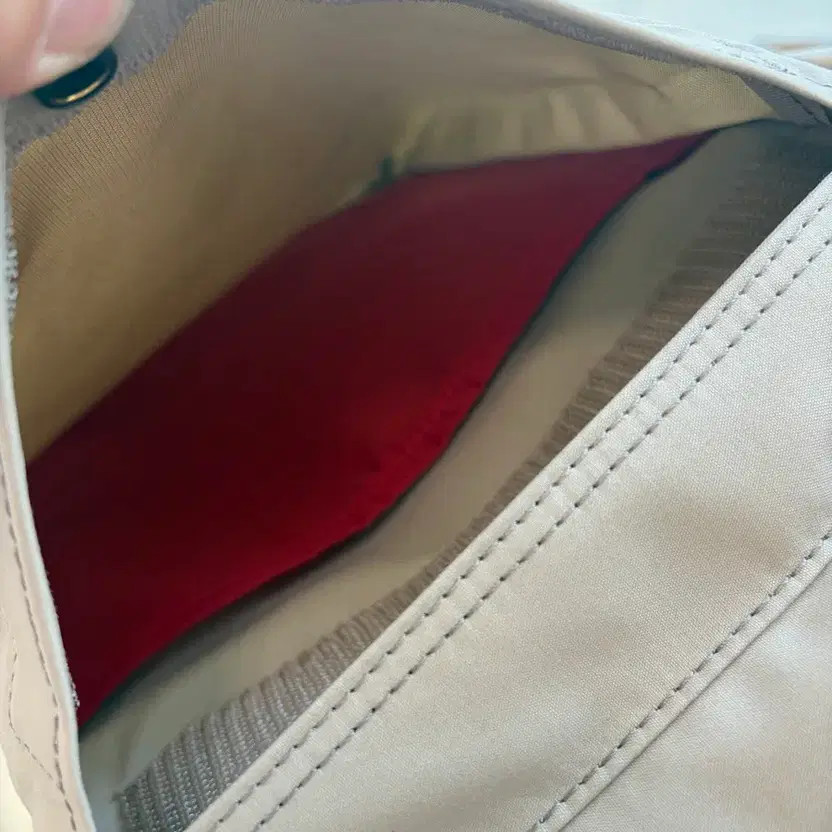 Gore-Tex Helmet Bag Sand White Official