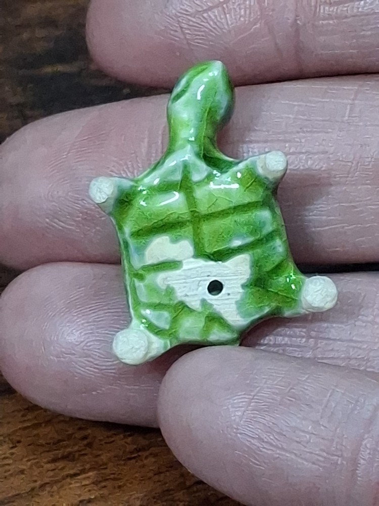 Vintage Hagen Renaker Mini Turtle Retired