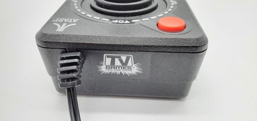 JAKKS Pacific 2002 Plug & Play TV Games ATARI Joystick Tested and Working