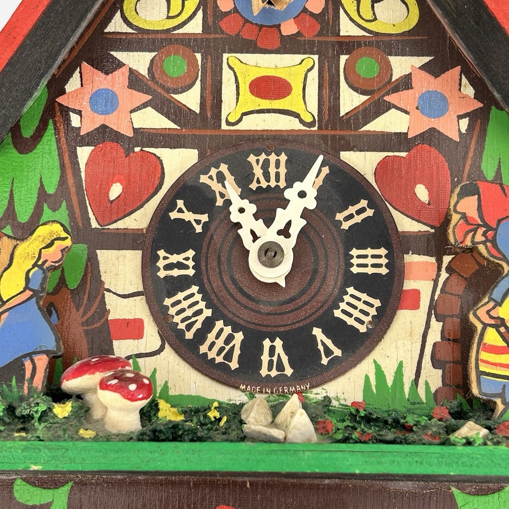 Vintage Chalet Style Helmut Kammerer Cuckoo Clock W/ Pendulum UNTESTED