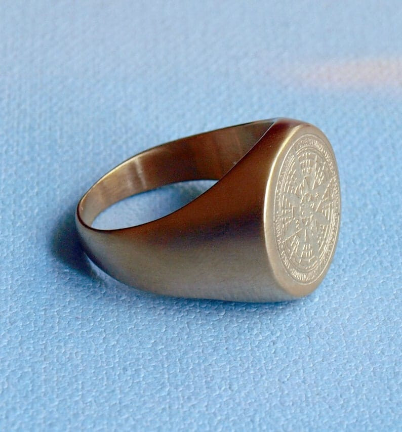 Silver Compass Signet Ring Bold Plated Silve Ring with Engraved Navigator Design