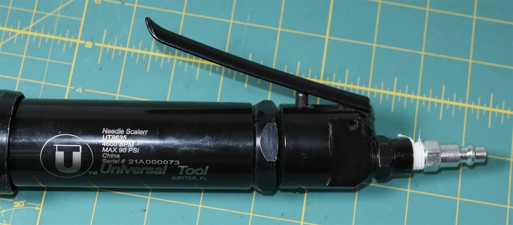Untested Universal Tool 4600 BPM 90 PSI MAX Pneumatic Needle Scaler UT8635
