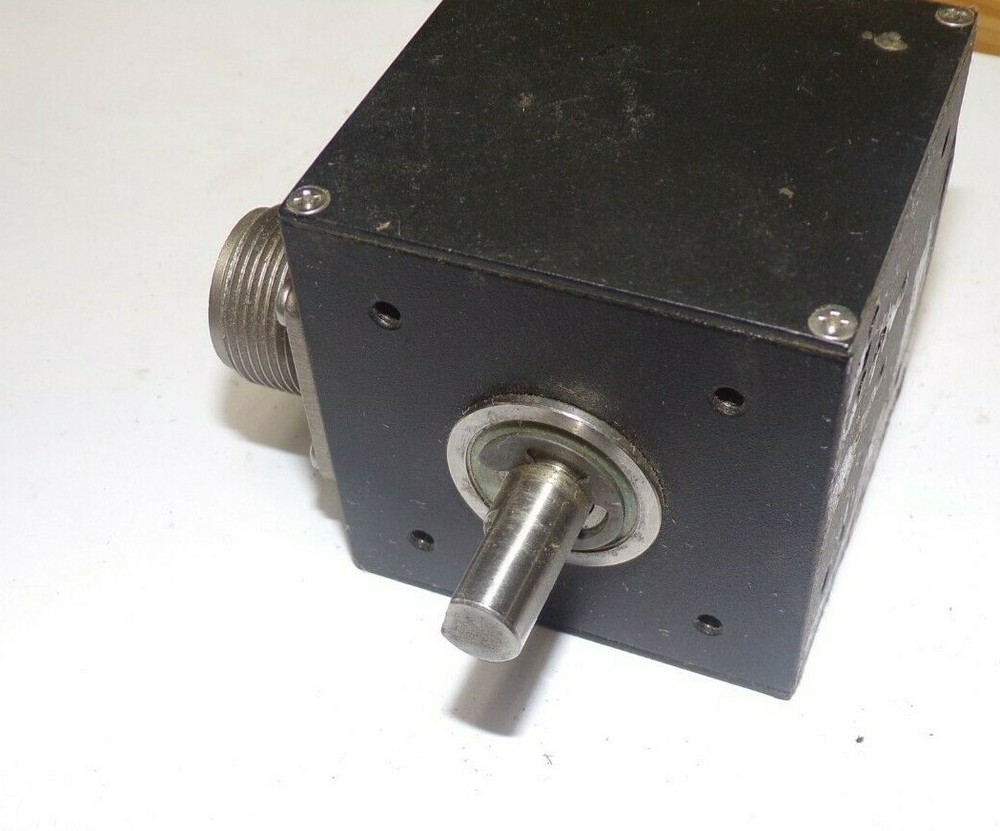 ACCU-CODE, INCREMENTAL SHAFT ENCODER, 716*-0100-S-S-6-D-S-N, 5-28V, DUAL SHAFT