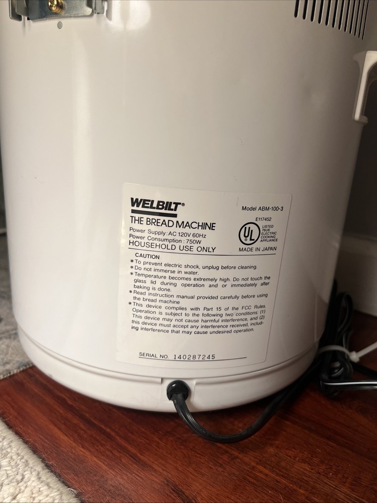 Welbilt The Bread Machine Maker ABM-100 White Dome Top 2lb Loaf Automatic