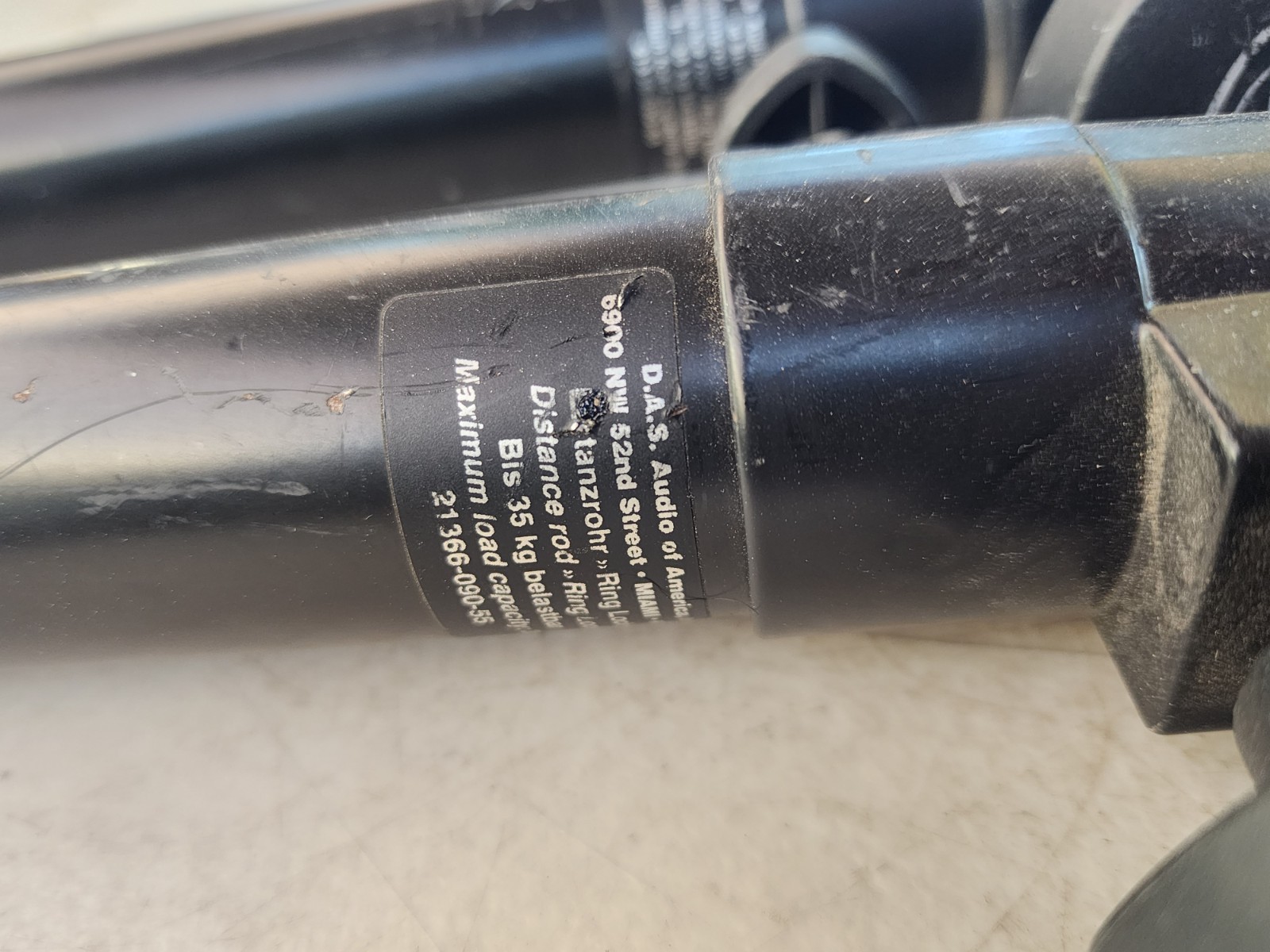 2-DAS DAS-TSP-1 Branded Telescoping Steel Ring Lock Subwoofer Speaker Poles Used