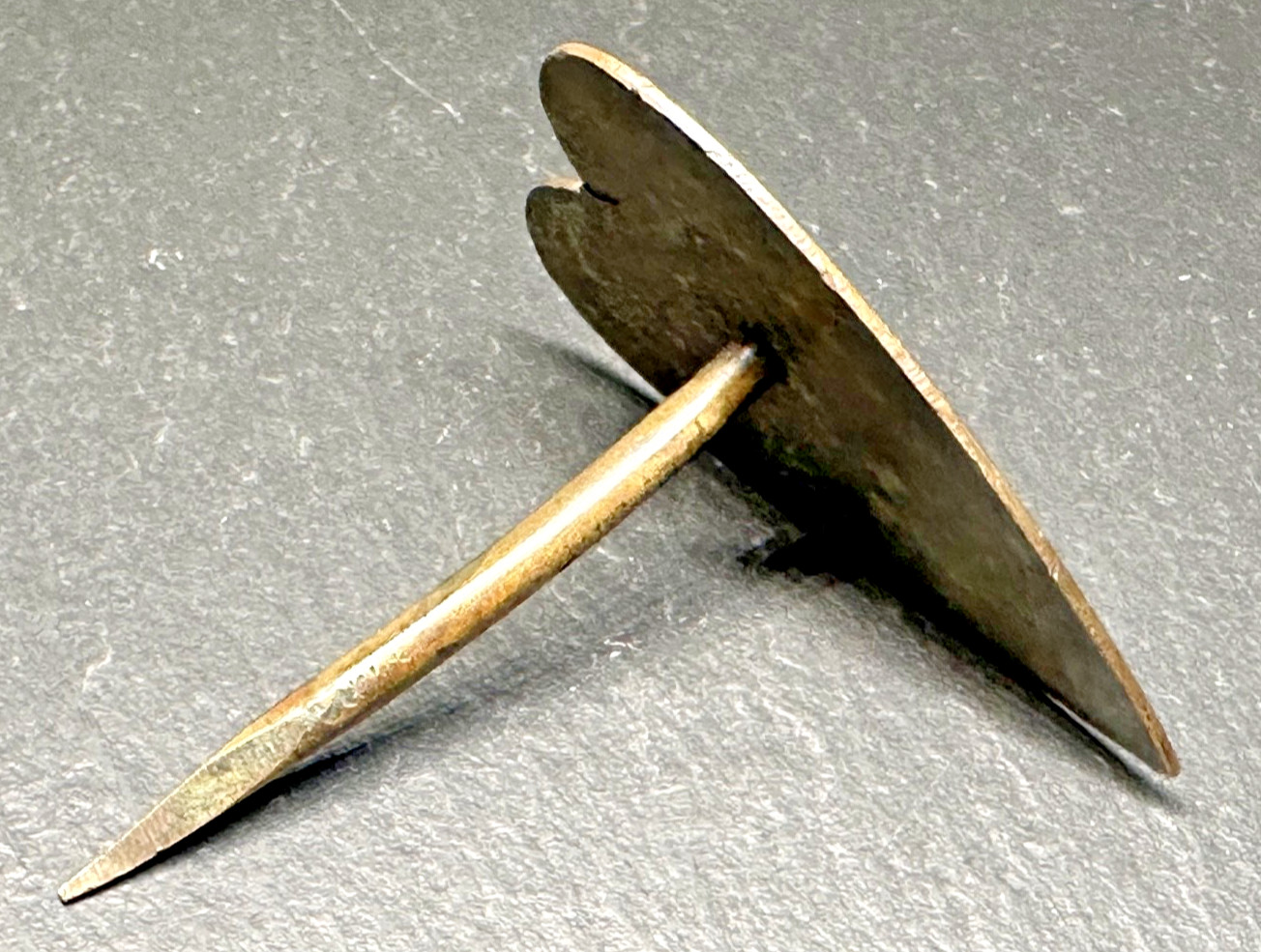 ANTIQUE 2" METAL HEART CLAVOS DECORATIVE NAIL - SWAN ROSE SHAMROCK THISTLE H367