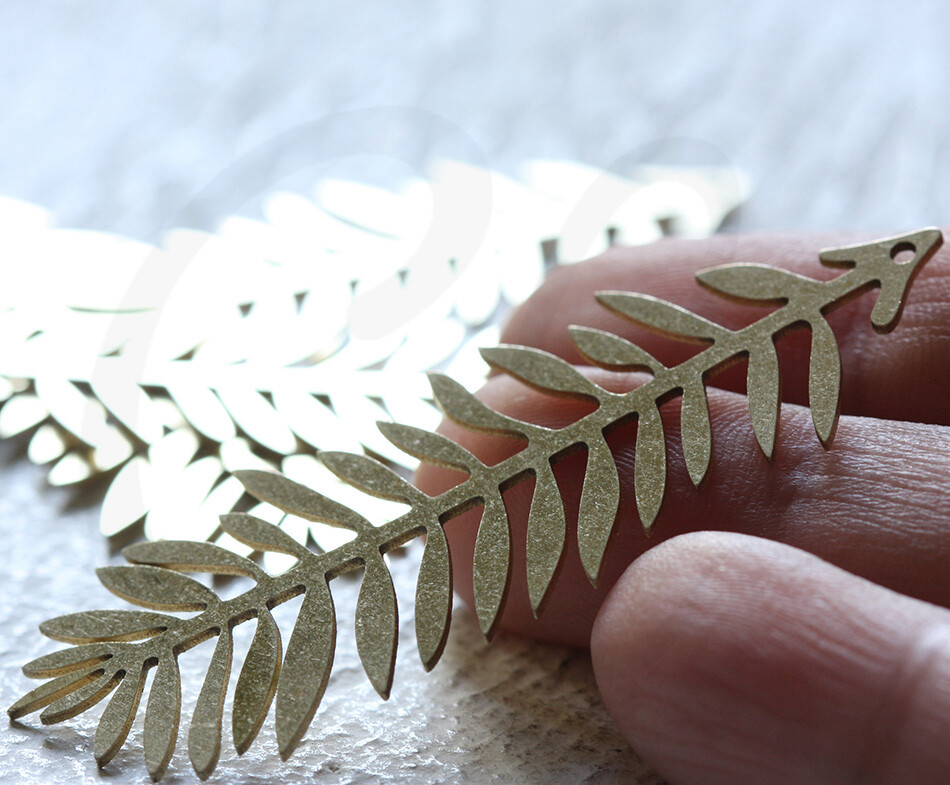2 Pieces Laser Cut Solid Brass Leaf Pendant - 58x20mm (CW-4355C)