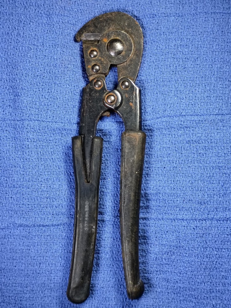 Vintage Kal Tools Leverage Cable Cutter 5000 Volts 9" Long