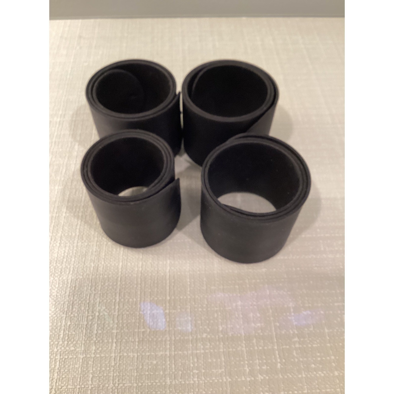 Gaiam Yoga Mat Straps Set of 4 Black Adjustable Carrying Holders