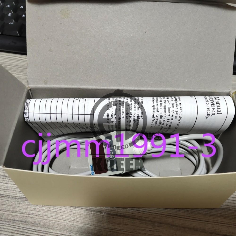 1PC ZSE40-01-62L Pressure Switch