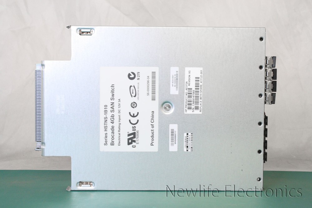 HP 411121-001 Brocade 4/24 SAN Switch AE372A