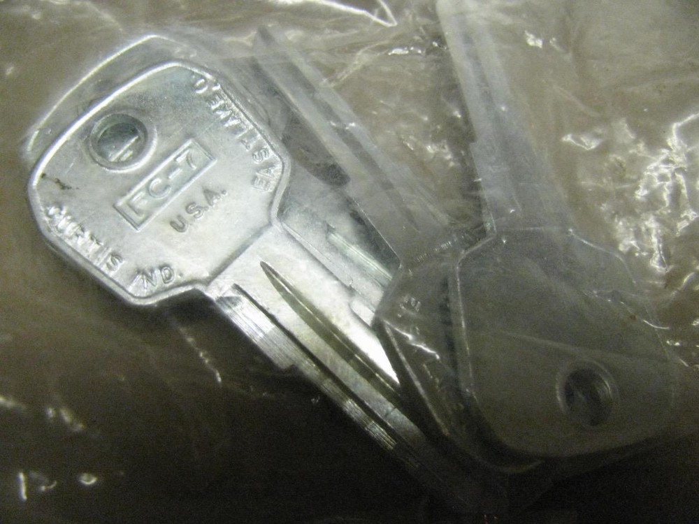 30 Curtis FC7 Key Blanks