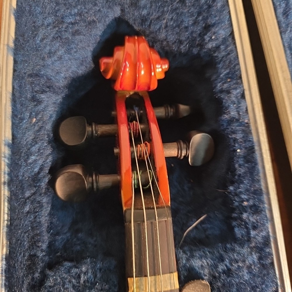 Glaesel Shop Adjusted VI401 Violin w/Hard Shell Case 22"