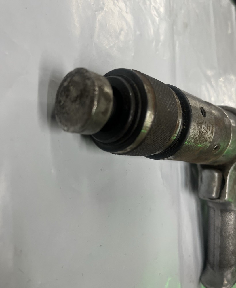 MAC TOOLS MEDIUM-BARREL AIR HAMMER