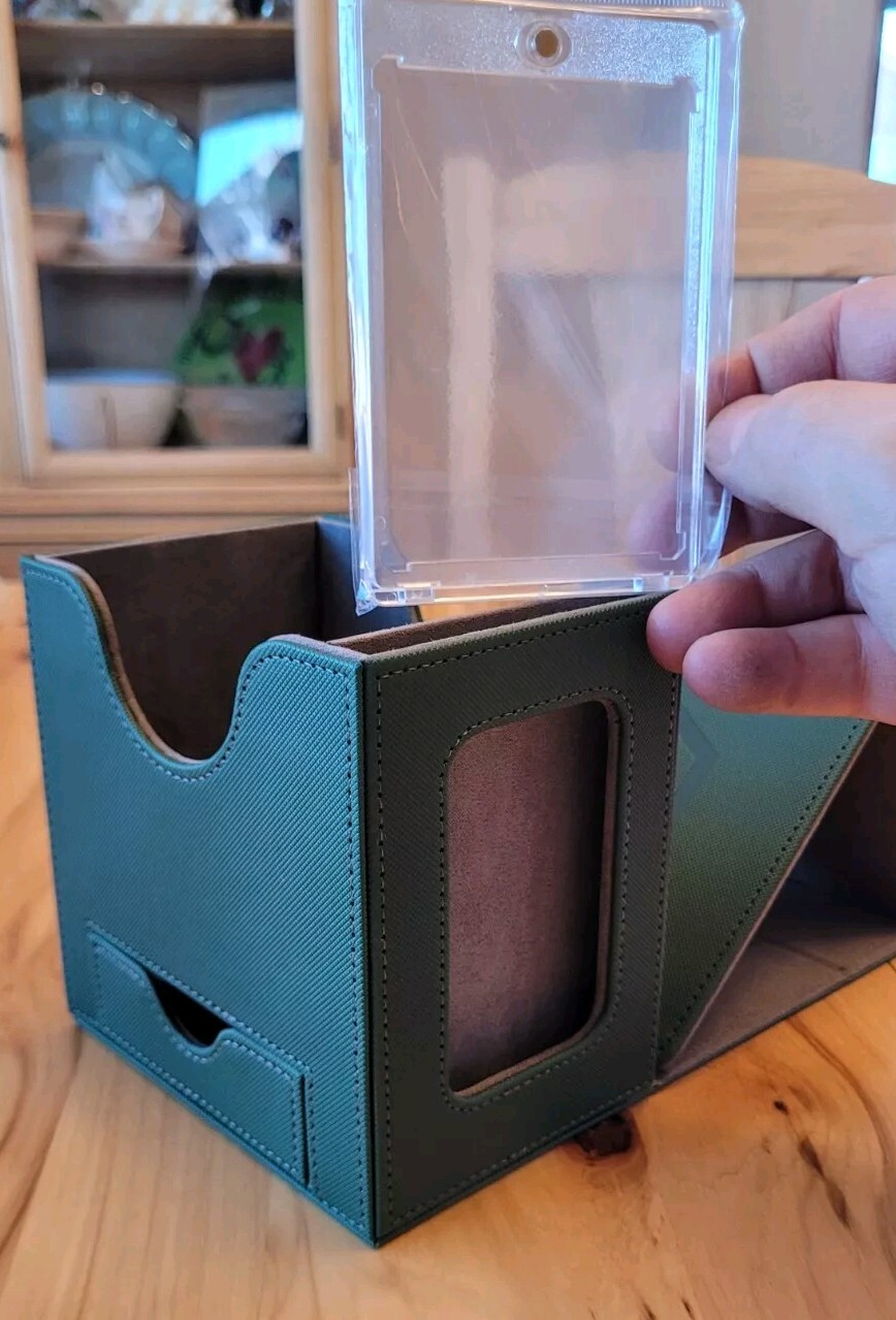 MTG Commander Deck Card Box Display Window Dice Drawer 100+ Double Sleeved Green