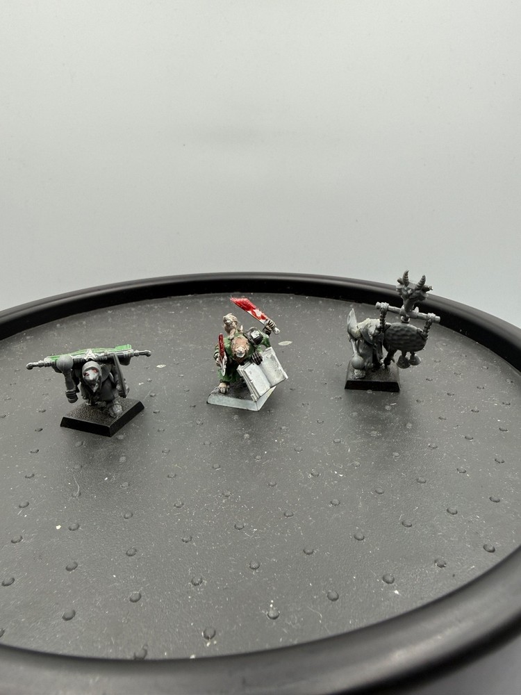 Warhammer Skavens QTY 3