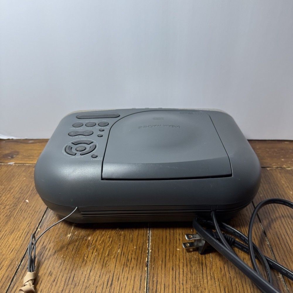 Sony ICF CD830 Dream Machine CD / AM / FM / Alarm Clock - Read Description