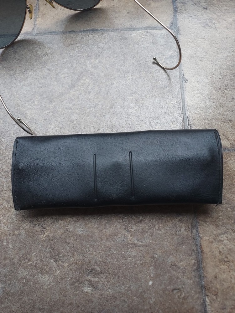 PILOT'S FLYING SUNGLASSES W/CARRYING CASE