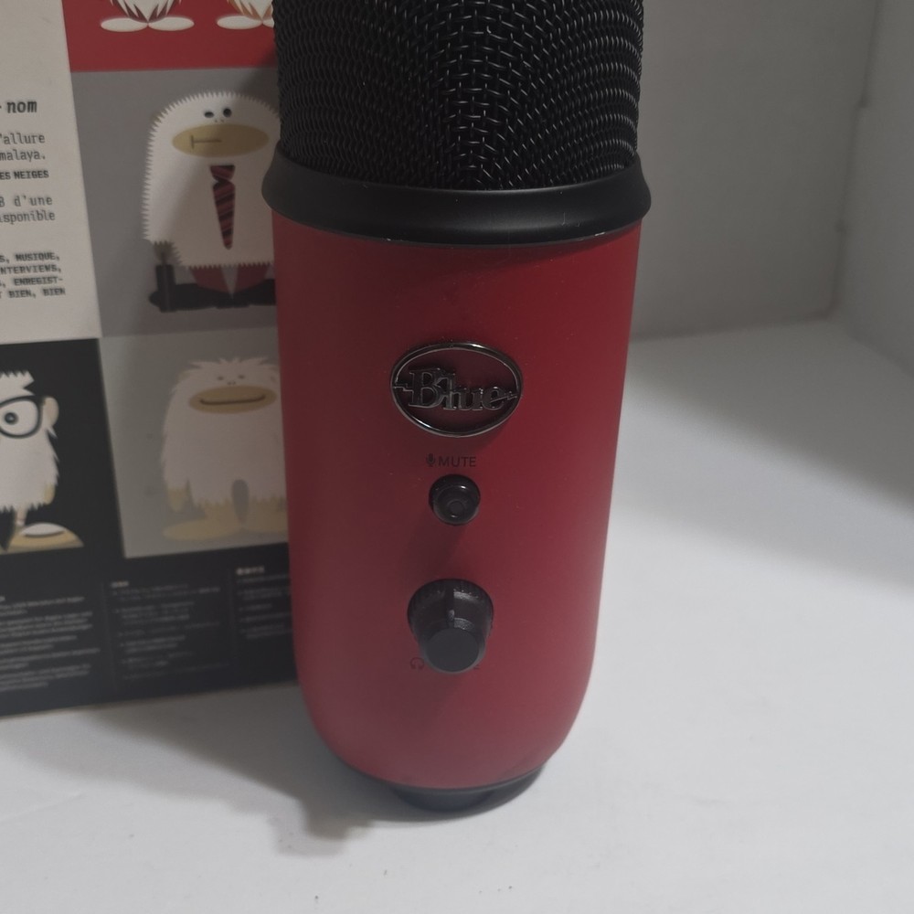 Blue Yeti USB Freestanding Microphone Red Mute Button Adjustable Gain