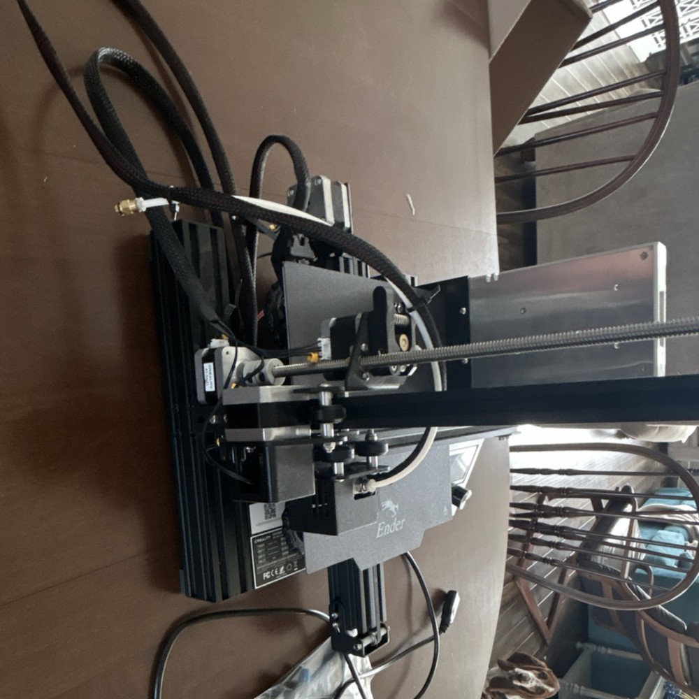 Ender 3D Pro 3d Printing Machine with Accessories Works Great